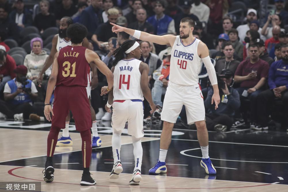 对于赛季后 对于赛季后