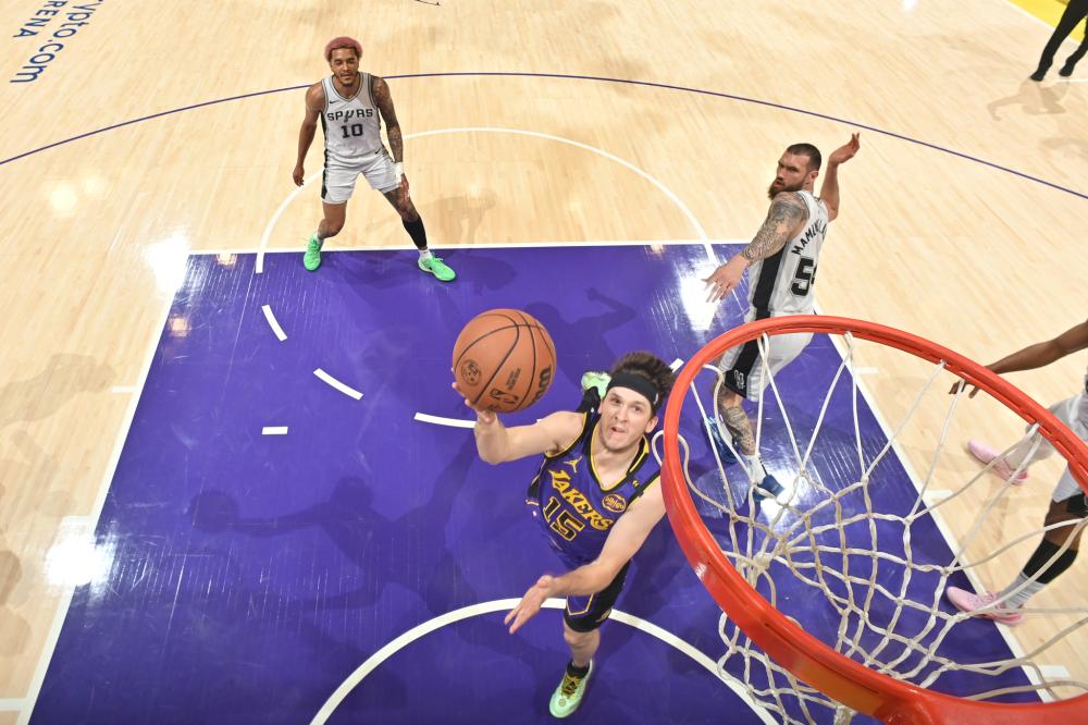 比赛中占据 比赛中占据